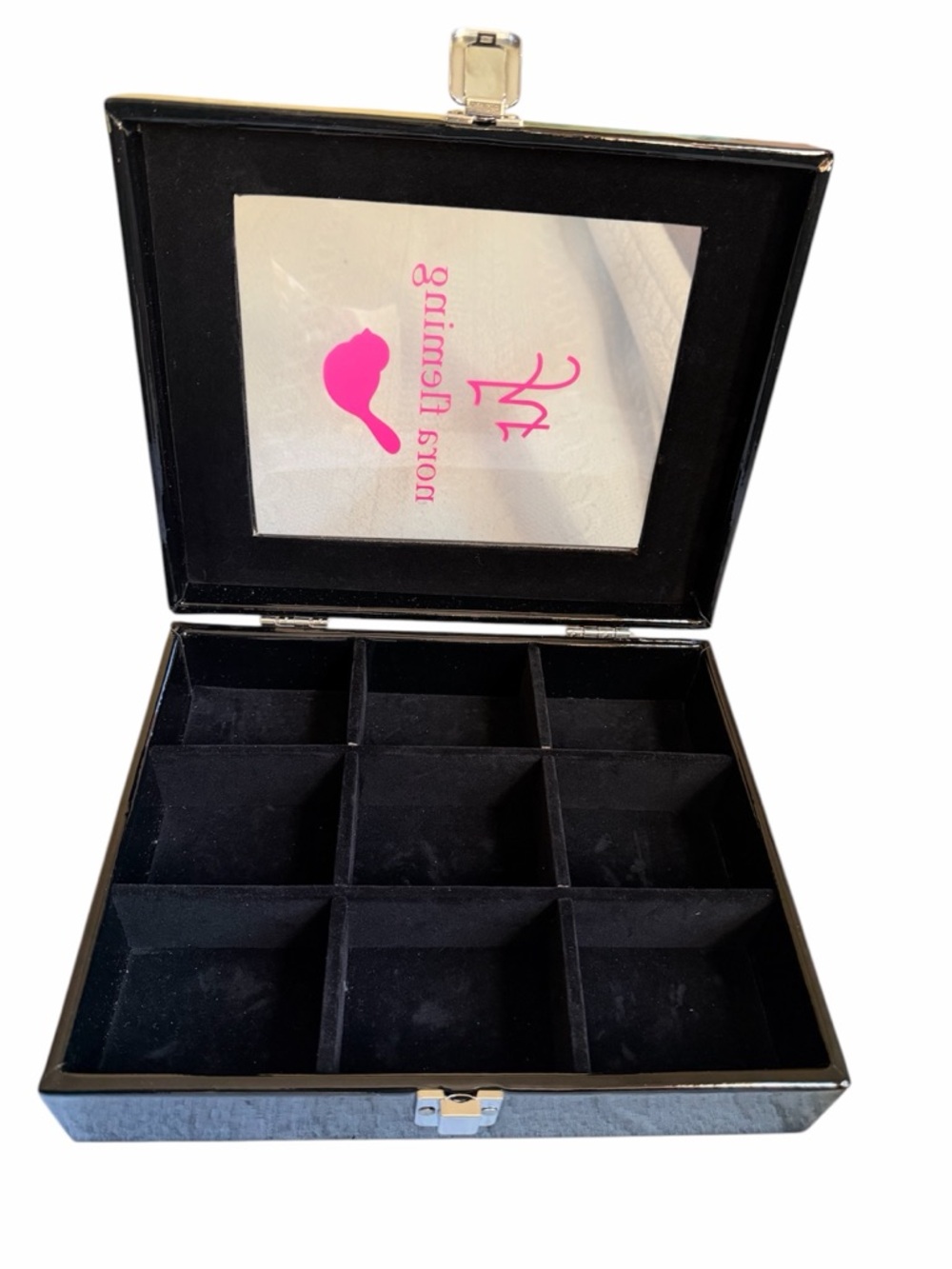 Nora Fleming M4 Original Keepsake Box, specifically designed to store minis - Picture 5 of 6